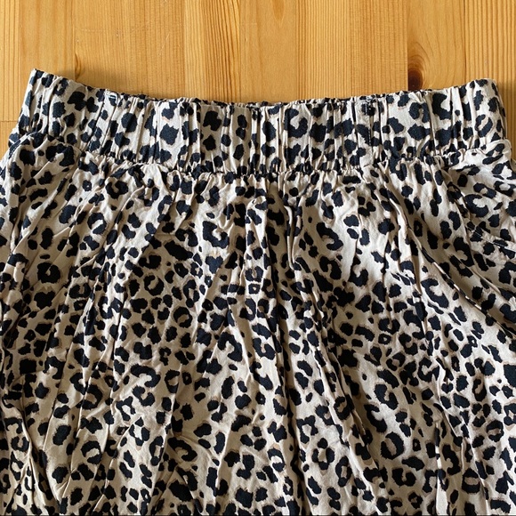 NWOT Torrid Cheetah Skirt - Picture 3 of 8